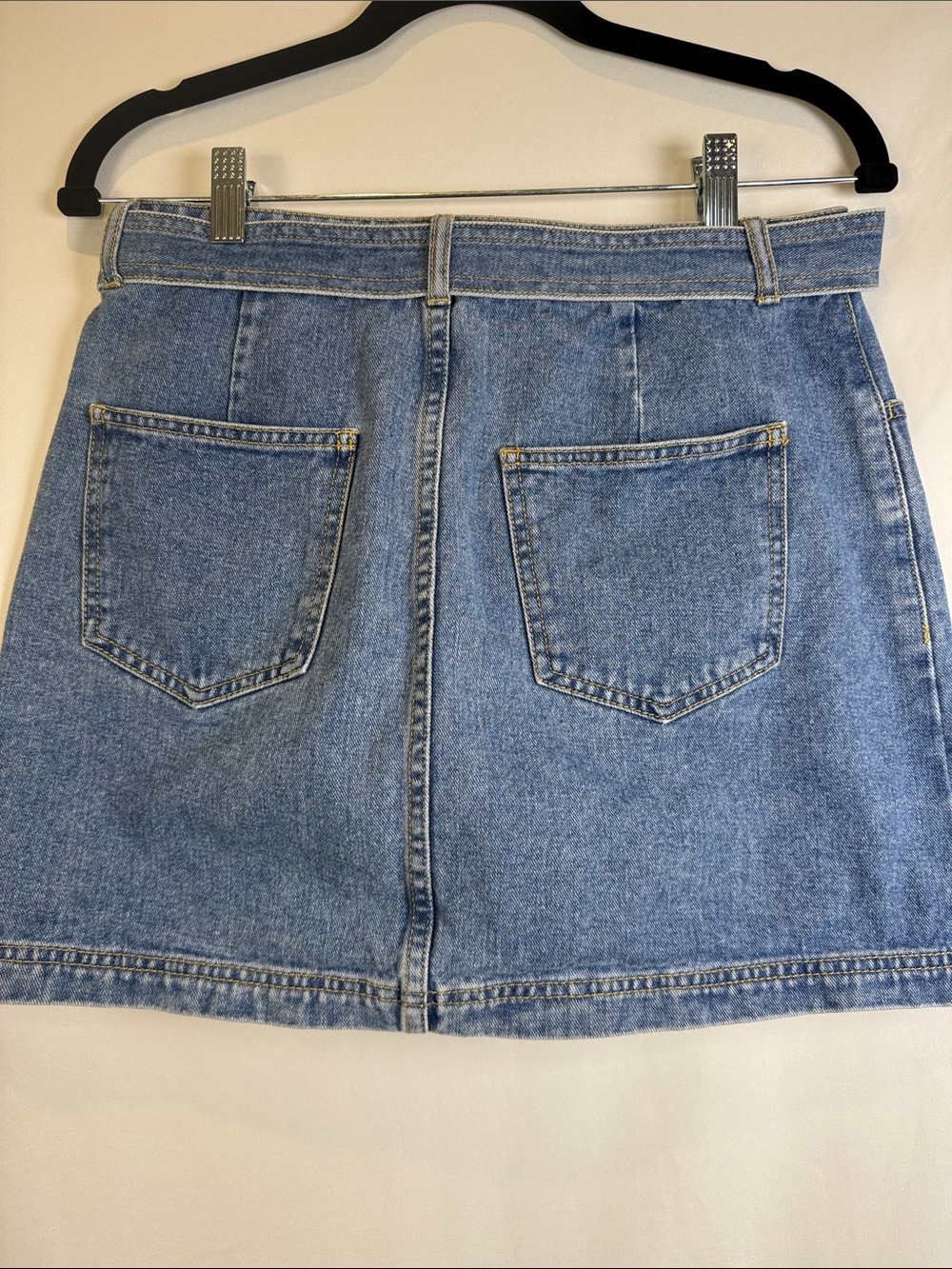 🔥Forever 21 Light Blue Denim Button-Front Mini Tetro Vibes Skirt with Belt - Picture 3 of 6